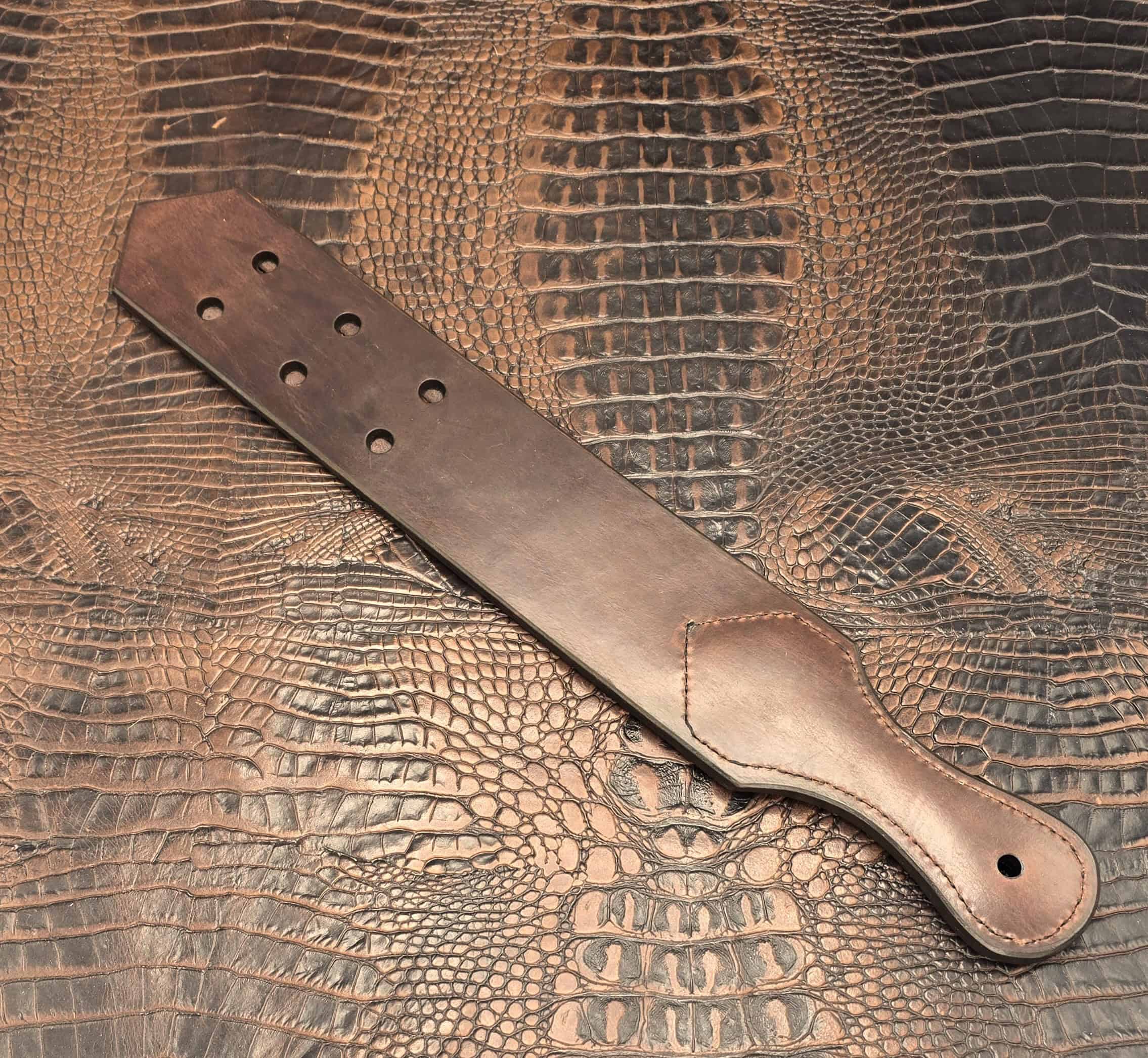 Dungeon Strap Paddle side